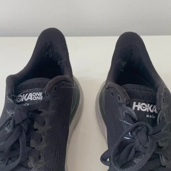 Women's Hoka Sneakers Size 8 - Picture 2 of 6